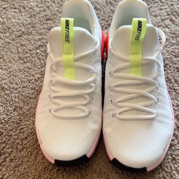 Nike women’s metcon brand new - Picture 5 of 6